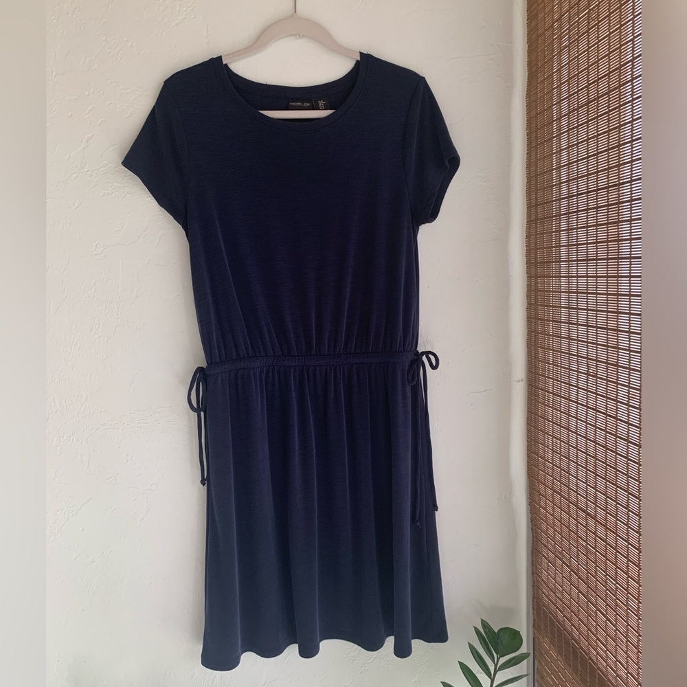 Rachel Zoe ribbed T-shirt dress with cinched waist